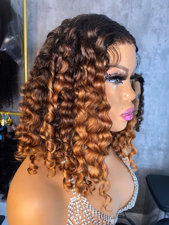 "LOLA" 5x5 Glueless-Peruvian Curly Bob
