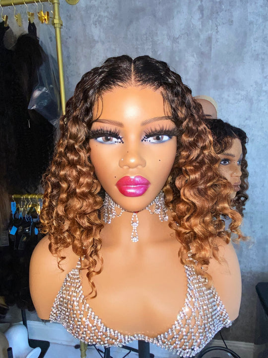 "LOLA" 5x5 Glueless-Peruvian Curly Bob
