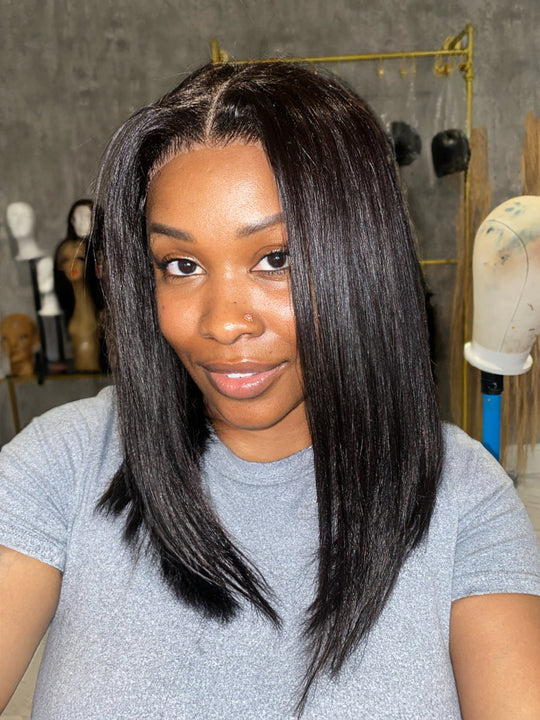 Middle Part Glueless Bob Wig"
