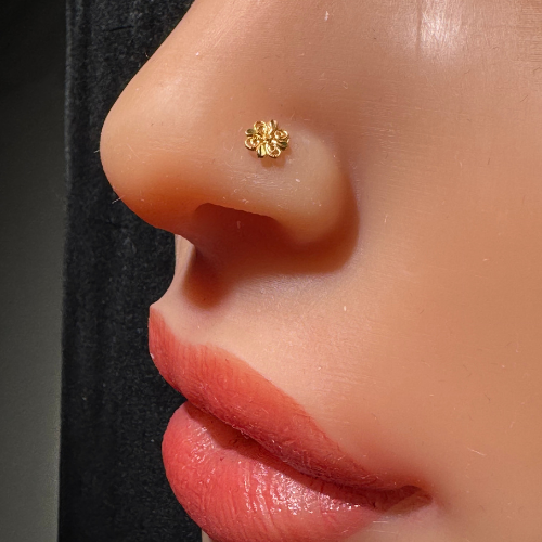 Lotus Spark – Floral-inspired Gold nose pin